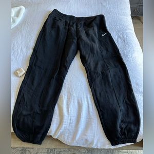 Nike black sweatpants/joggers size L